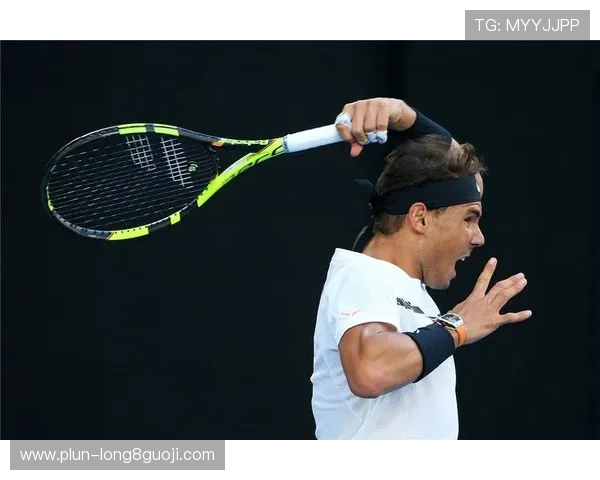 新生代球员崛起与老将坚守交织当今网球赛场格局演变观察